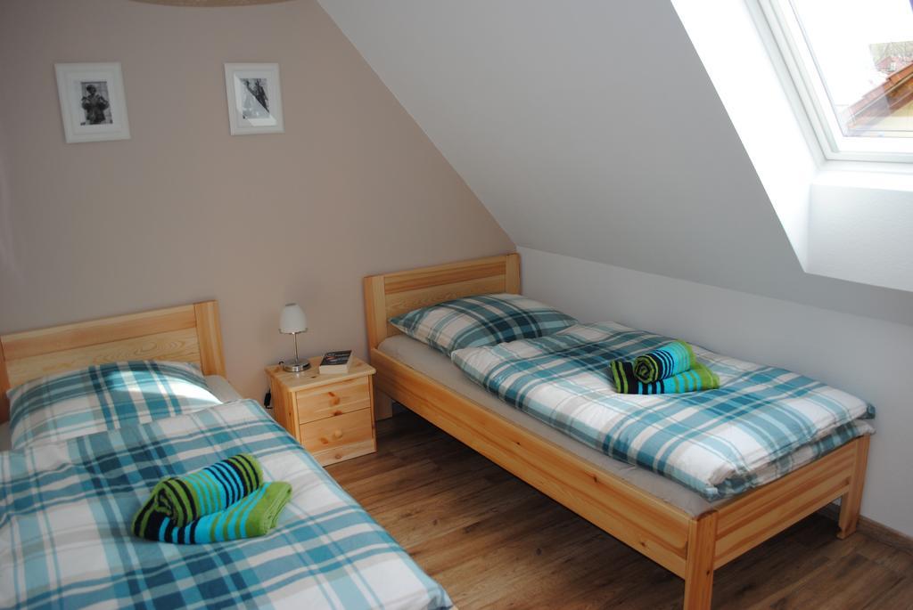 Niederzimmern Ferienwohnung An Der Gramme מראה חיצוני תמונה